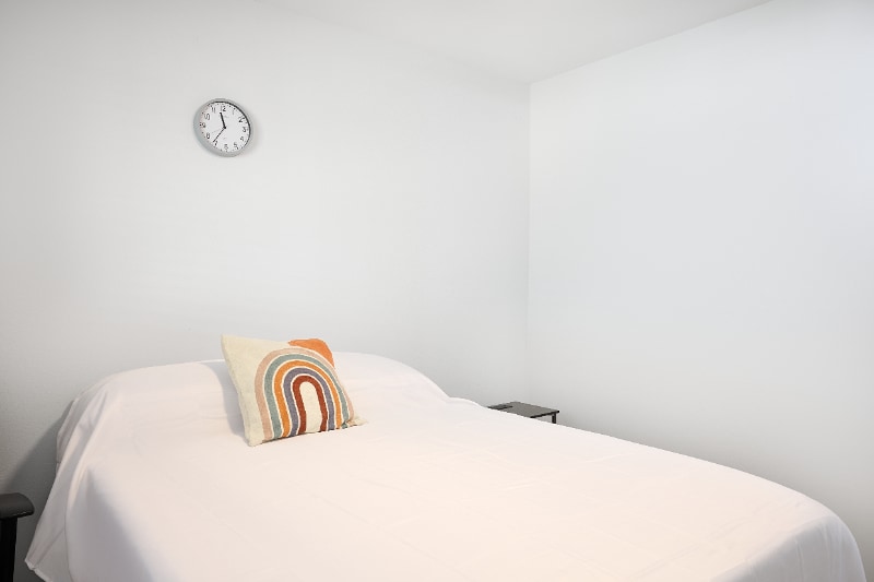 Primary Photo - 1630 E 12th St