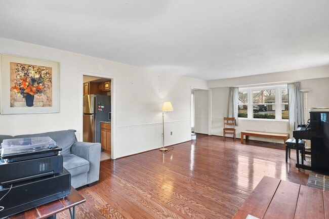 Foto del edificio - 4228 Pageant Ln