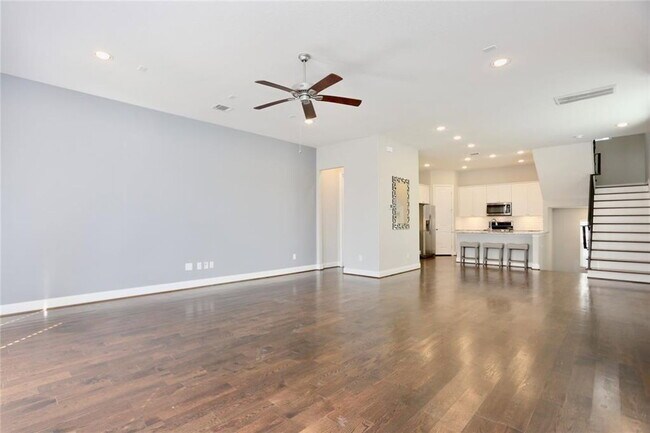 Foto del edificio - 1227 W 19th St