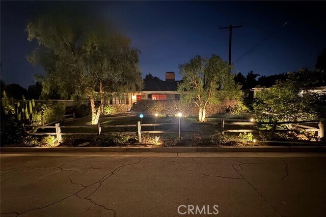 Foto del edificio - 1834 Midwick Dr