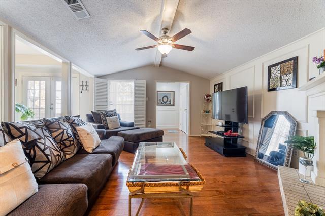 Building Photo - 2810 Spring Valley Dr