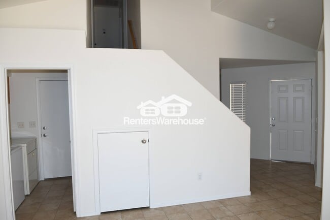 Foto del edificio - 10426 W Oregon Ave