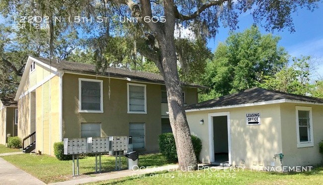 Foto del edificio - 12202 N 15th St