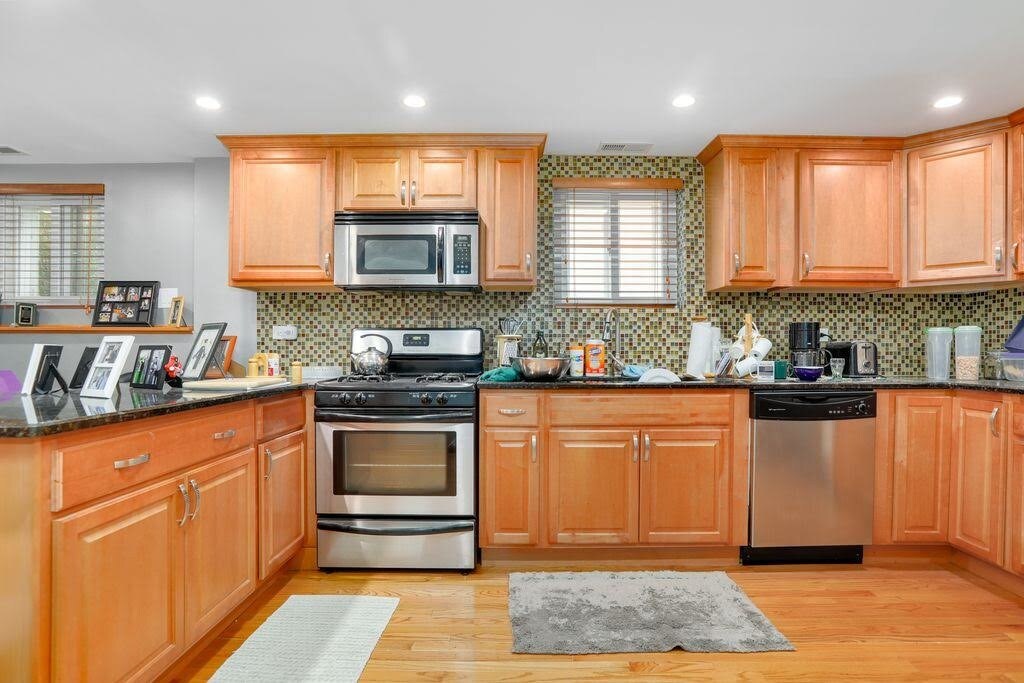 Foto principal - 4414 N Menard Ave