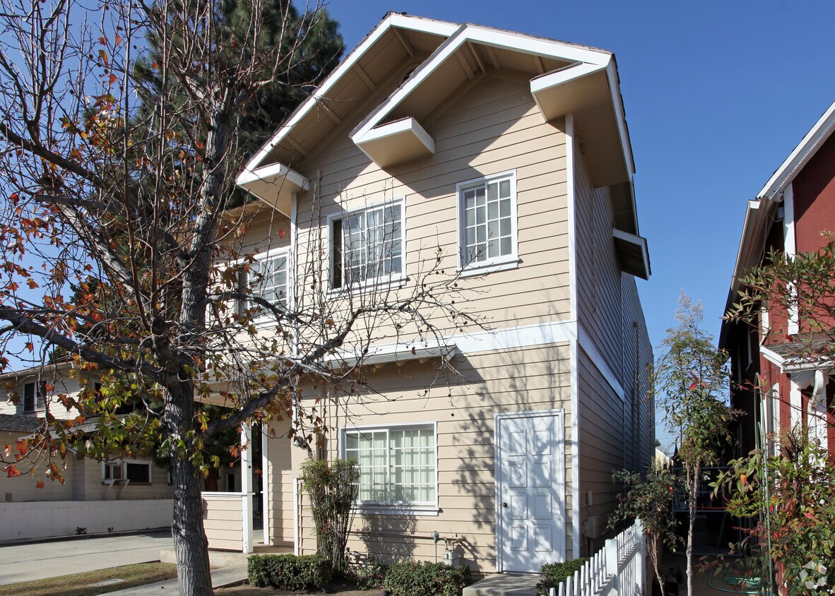 Foto del edificio - 282 S Glassell St