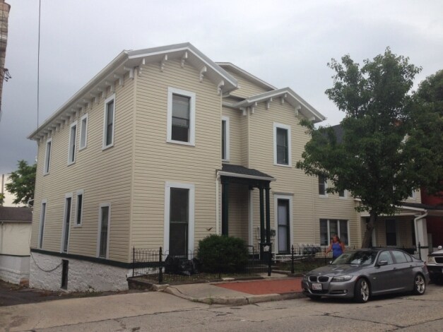 Primary Photo - 212-214 Decatur St