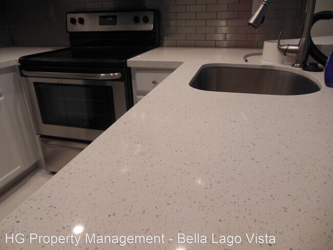 Foto del edificio - 1 br, 1 bath House - 700 Executive Center ...