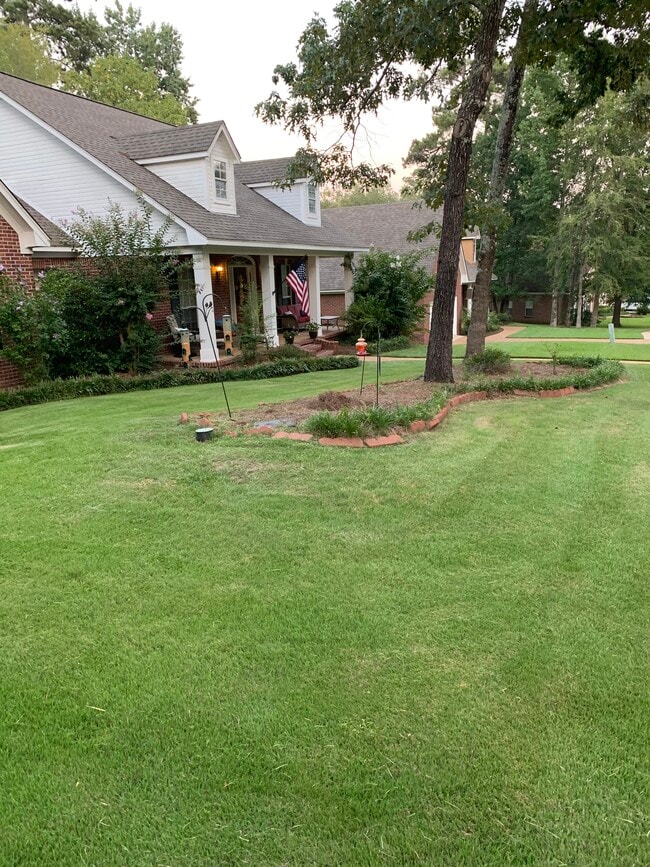 Foto del edificio - 340 Willow Ridge Cove