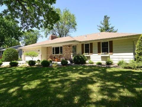 Primary Photo - 4 BR with 2 BA Single Family Home in Bloom...
