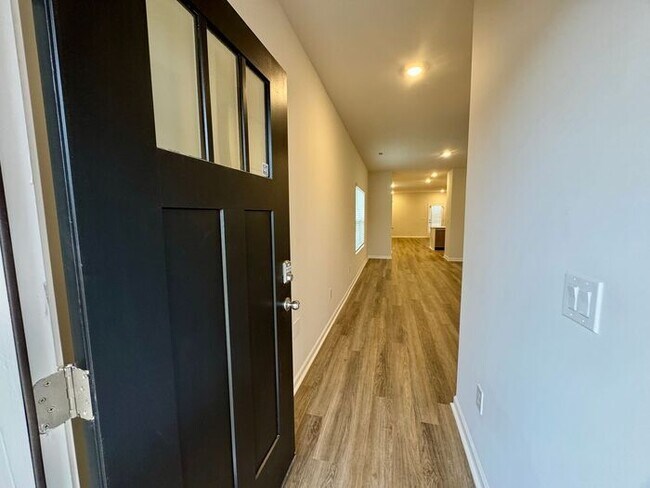 Foto del edificio - New Construction Home in Limestone County in resort community