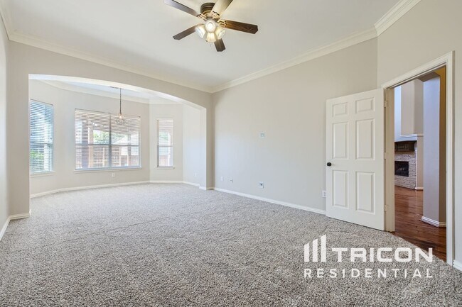 Foto del edificio - 2020 Hillcroft Dr