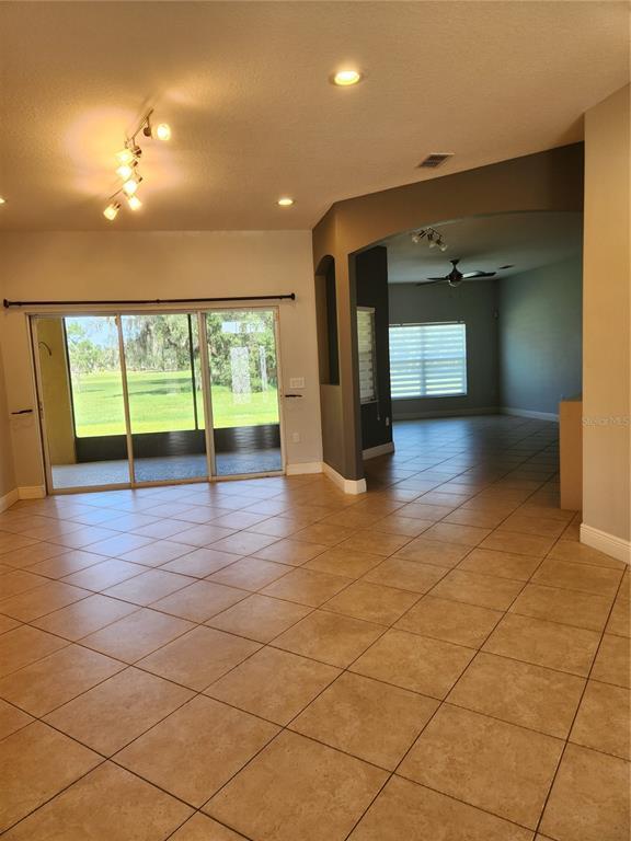 Foto del edificio - 3507 Sunset Isles Blvd
