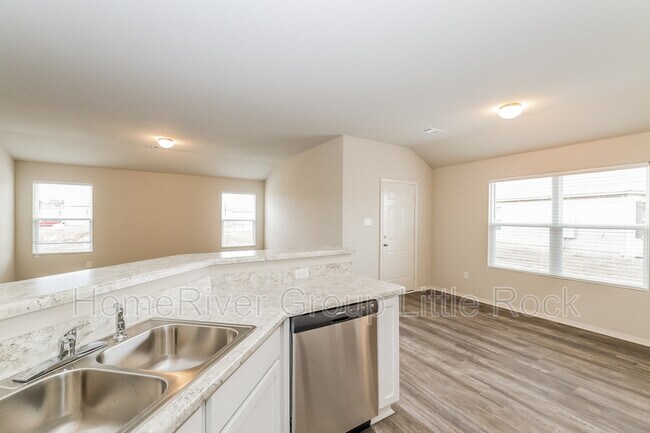 Building Photo - 119 Ellis Dr