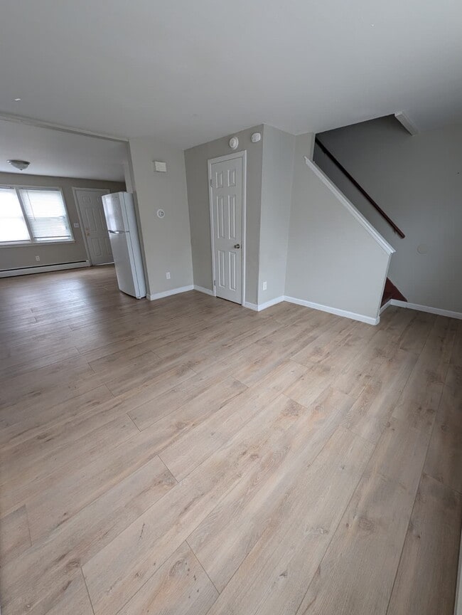 Foto del edificio - 114 Fairmont Ave