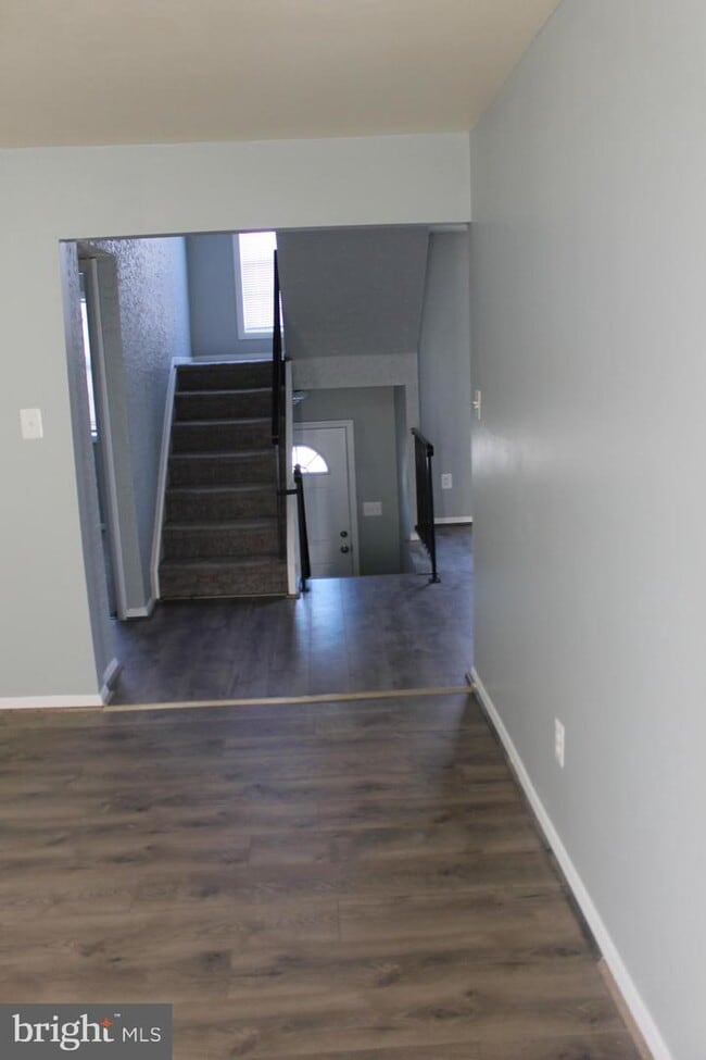 Building Photo - 1809 Eloise Ln