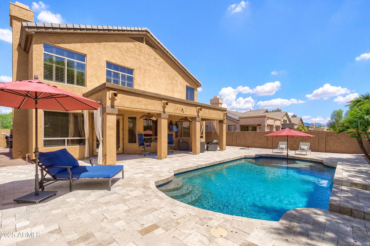 Foto principal - 6419 E Betty Elyse Ln