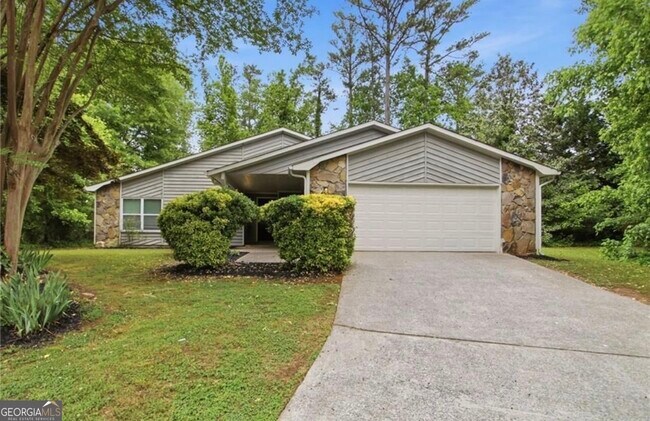 Foto del edificio - 4788 Rubes Creek Dr