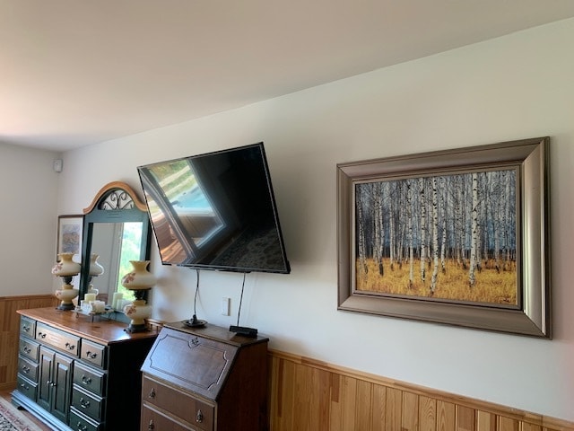 Building Photo - 170 Ch Du Tour-Du-Lac