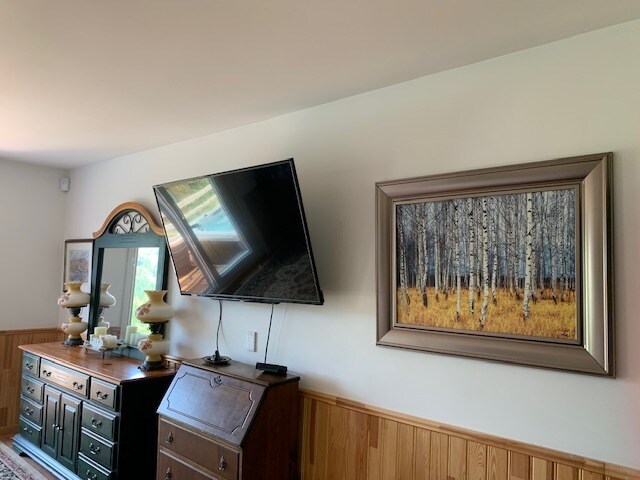 Photo du bâtiment - 170 Ch Du Tour-Du-Lac