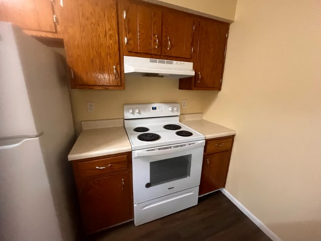 Foto del edificio - 1401-1405-1405 N Grand Ave W
