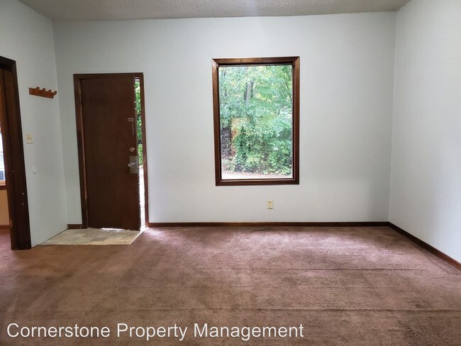 Building Photo - 2 br, 1 bath House - 619 8th Avenue North