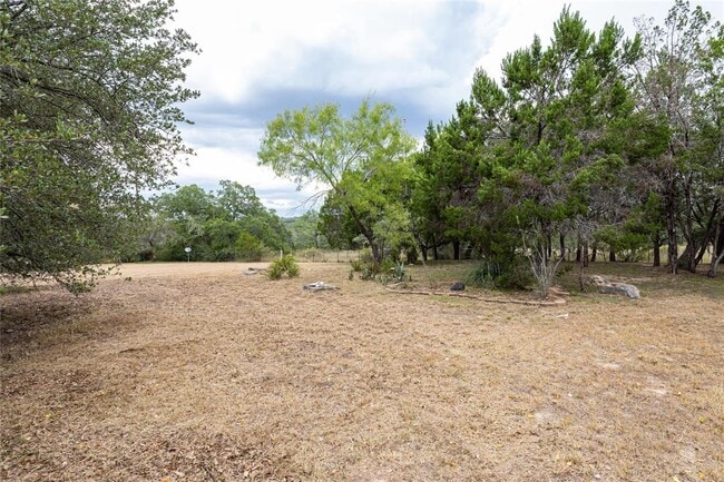 Building Photo - 105 Ridge Oak Dr