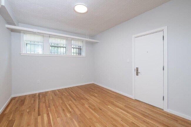 Foto del edificio - 19 Forest St