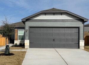 Building Photo - 108 Paradise Cyn Dr