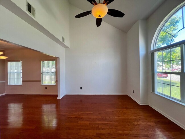 Foto del edificio - Beautiful 4 bedroom home in Chesapeake