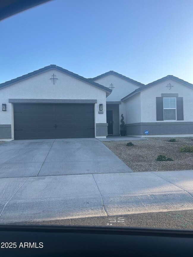 Building Photo - 24006 W Mohave St