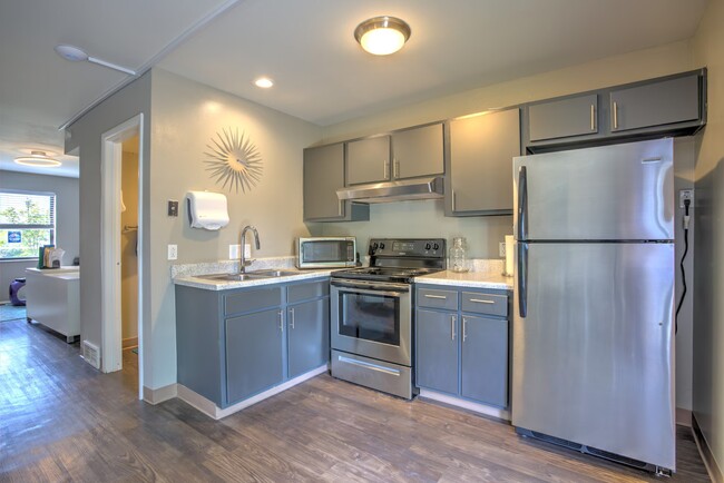 Building Photo - The Mint Townhomes