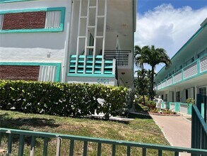 Building Photo - 6494 Collins Ave