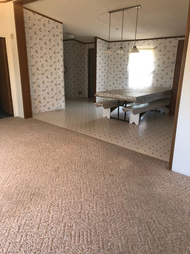 Building Photo - 1425 E Murray #63