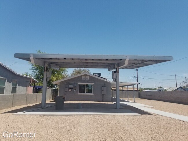 Foto del edificio - 2 br, 1 bath House - 13613 N Pablo St