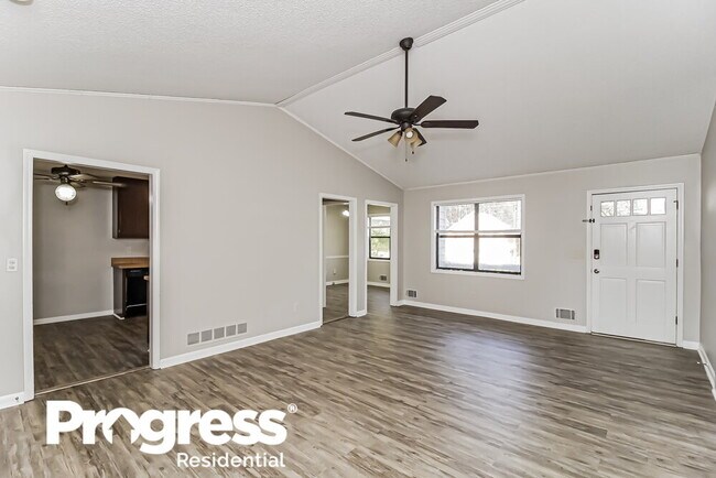 Building Photo - 4075 Sumit Wood Dr NW