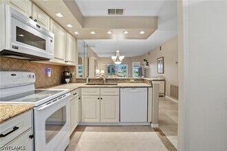 Building Photo - 13641 Worthington Way