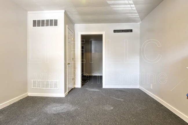Building Photo - 3411 Rudd Ave