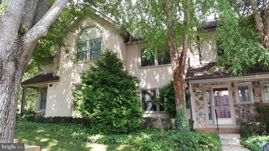 Building Photo - 44 Woodstream Dr
