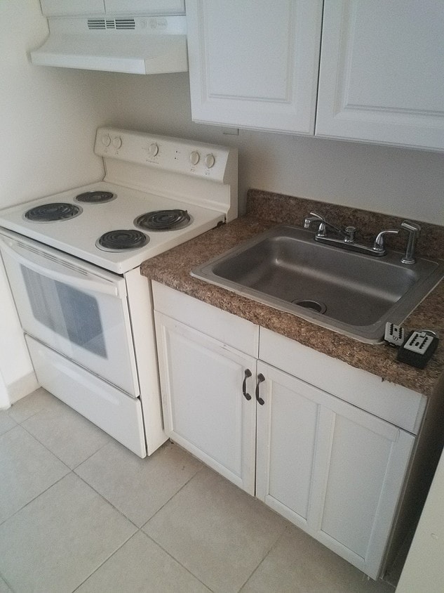 Foto del edificio - 6000 NW 7th St