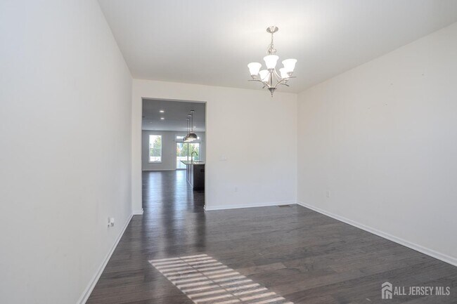 Foto del edificio - 16 Clover Ln