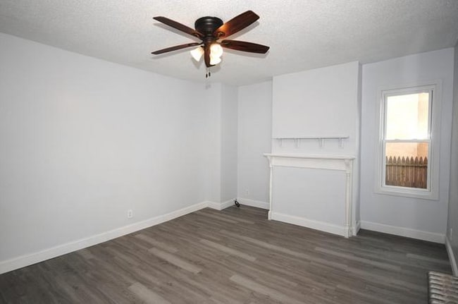 Foto del edificio - 72 Hall St