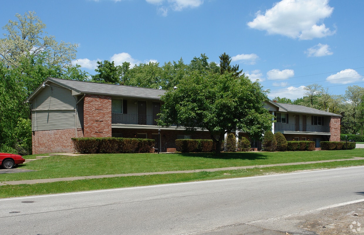 1855 Lillian Rd, Stow, OH 44224 Apartments in Stow, OH