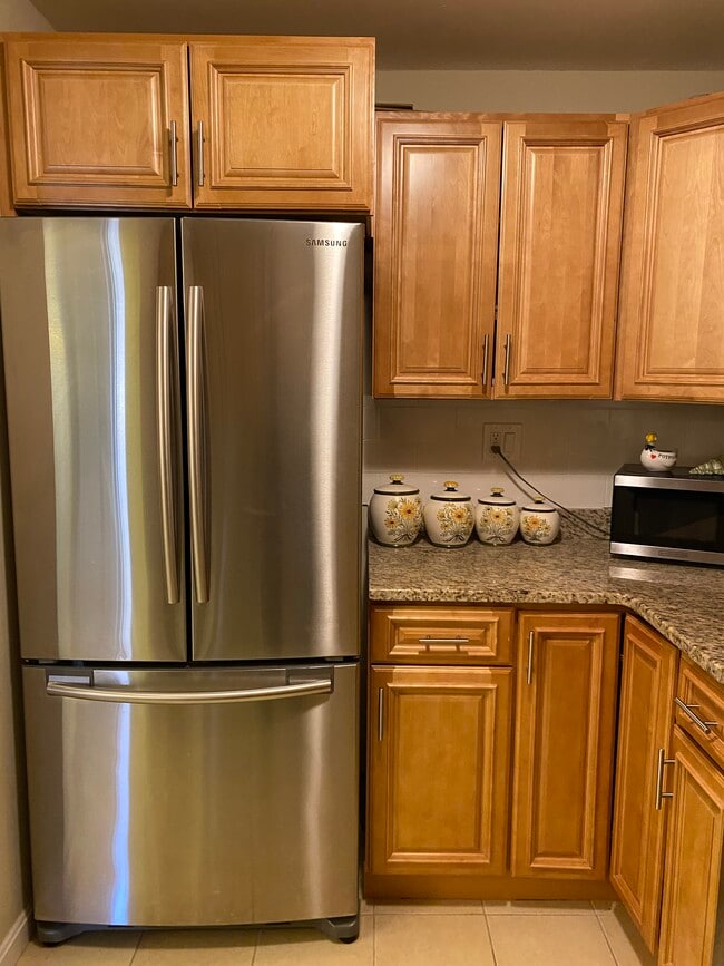 Stainless Steel Appliances - 48 Bigelow Ave