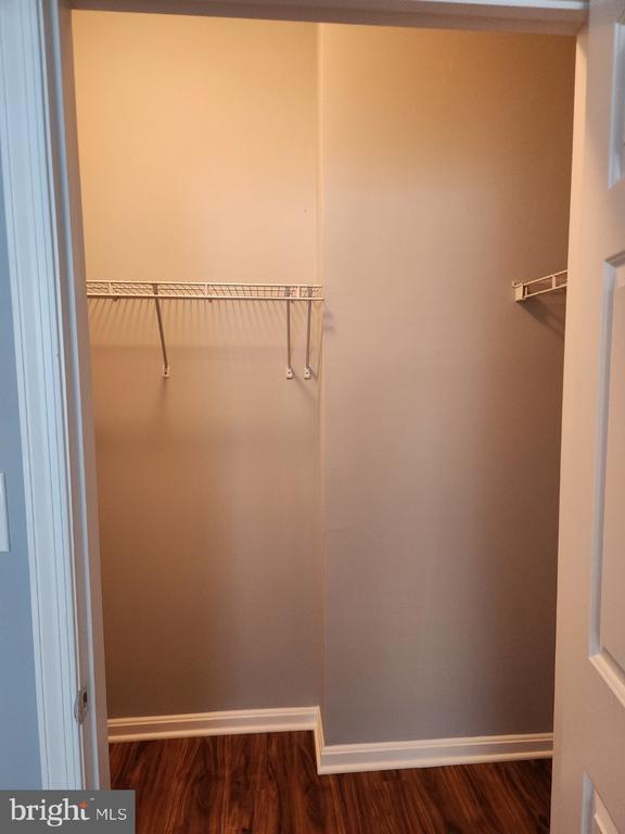 Foto del edificio - 5106 Travis Edward Way