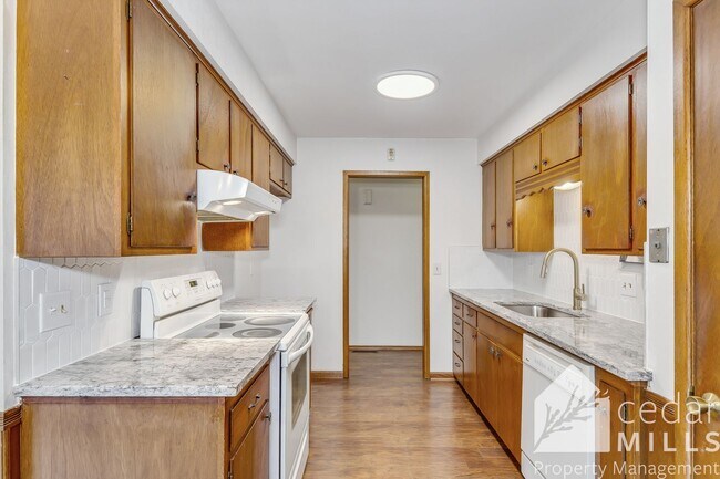 Foto del edificio - Mid Century 3 Bedroom