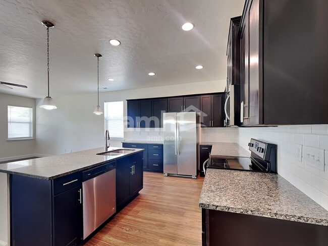 Building Photo - 3590 S Natural Wy