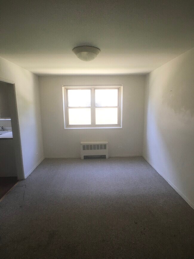 Building Photo - 4901 Crain St
