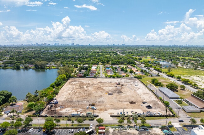 Building Photo - Lakeview at NoMi