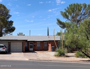 Building Photo - 6509 Escondido Dr