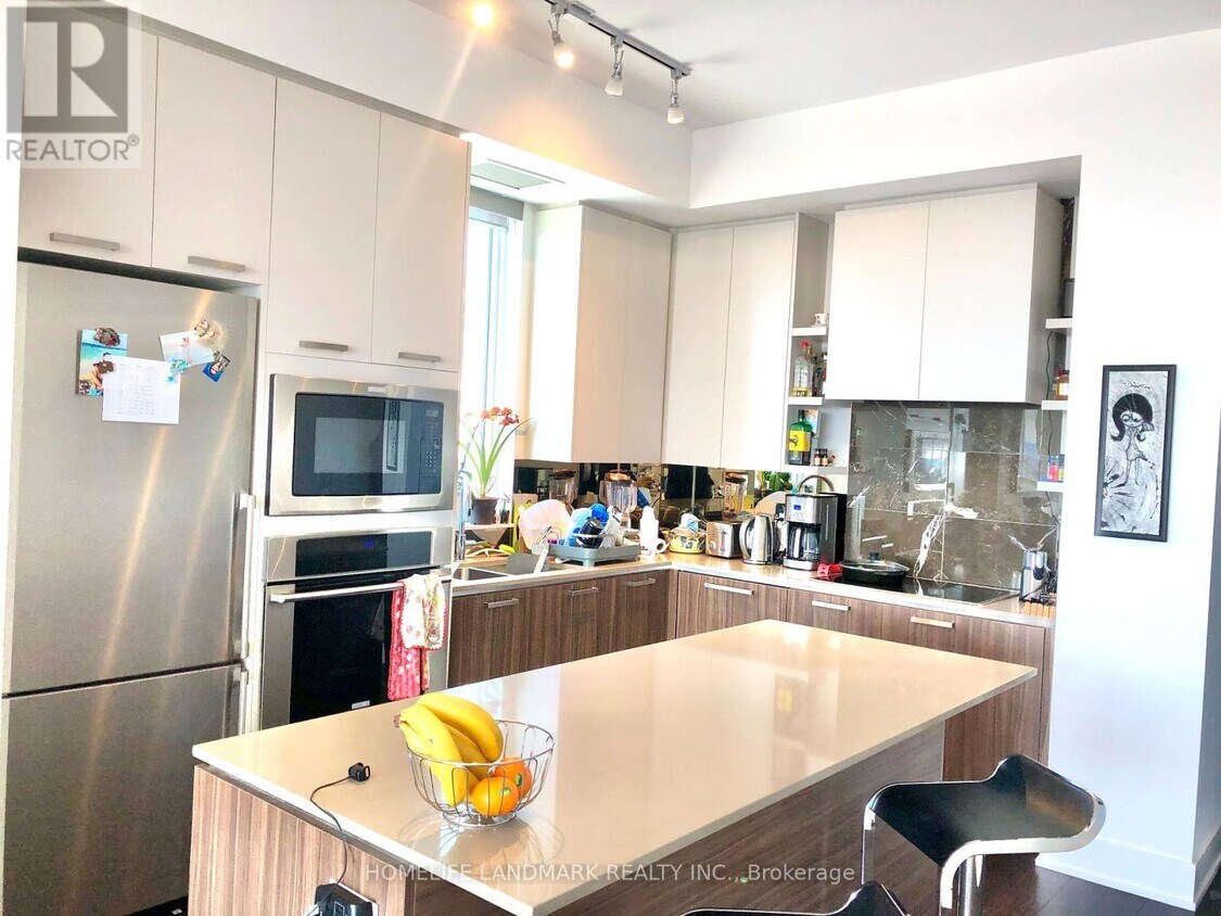 Primary Photo - 1830-U1830 Bloor St W